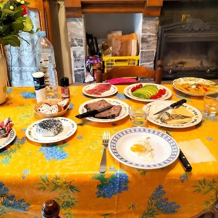 בית נופש Maison De Charme A Avec Vue Montagne *